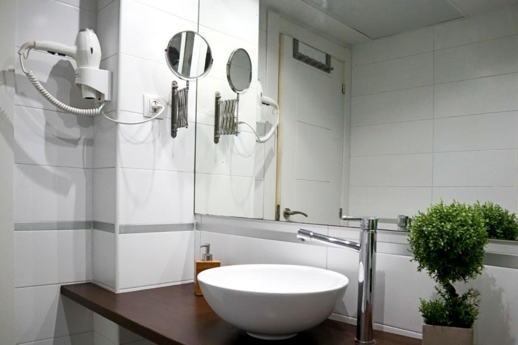 ¡Excelente Ubicacion! Casco Antiguo Malaga Apartment Luaran gambar